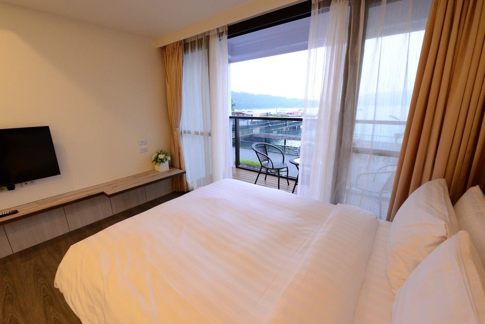 Shang Shan Ting Chao Hotel Yuchi Bagian luar foto